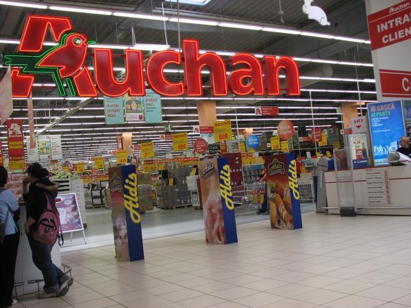 Auchan recheamă două sortimente de pâine după ce acestea au fost retrase din magazine.