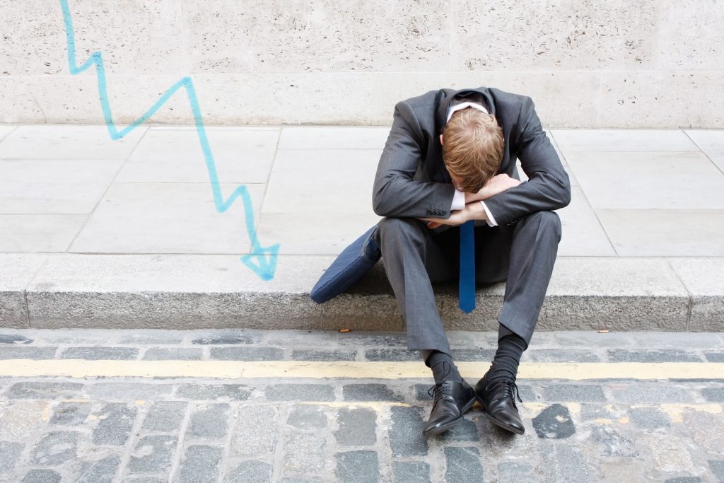Analiză: Zona euro este pe cale să intre într-o nouă recesiune. Avertismentul economiştilor din sectorul bancar