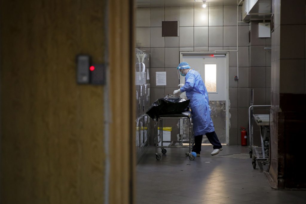 ă „glasul morţilor se aude în continuare mai tare în România”