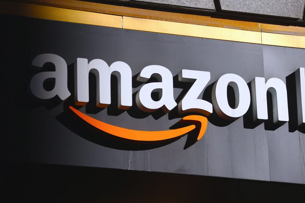 Ce știe Amazon despre tine și cum să oprești acest lucru