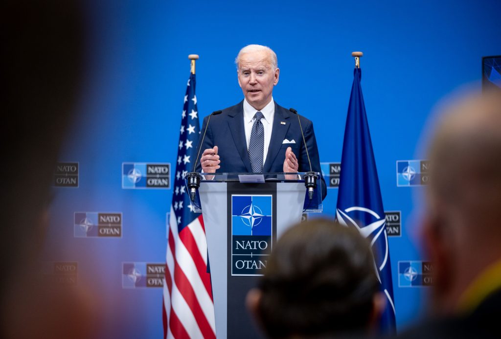 Biden se declară „norocos” dacă va candida împotriva lui Trump în 2024