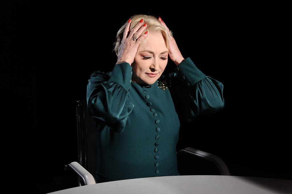 Viorica Dăncilă, ironizată după o postare făcută pe Facebook. Greșeala făcută de consilierul BNR