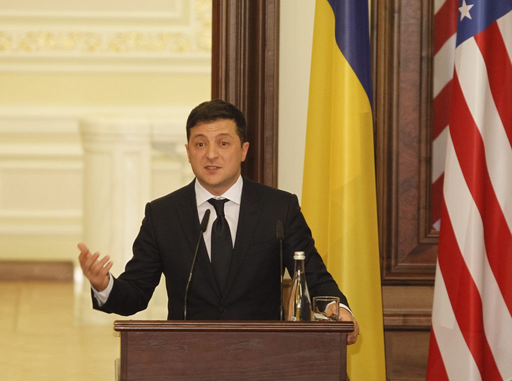 Volodimir Zelenski va participa, joi, prin videoconferință, la summitul NATO
