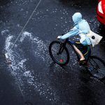 ANM emite cod galben și cod portocaliu de furtuni, ploi torențiale și vijelii pentru mai multe regiuni din țară, inclusiv București și Ilfov