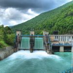 ZF: Statul vrea să impună Hidroelectrica ţinte obligatorii de 1.500 MW stocare în baterii şi 2.500 MW regenerabile noi până în 2030 ca indicatori de performanță pentru conducere