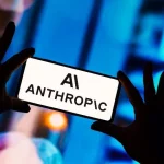 „Pentru binele umanității”: Fondatorul Anthropic lansează unul dintre cele mai puternice avertismente de până acum privind Inteligența Artificială și cere crearea unui mecanism global care să încetinească avansul A.I.