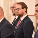 Dreapta-stângă sau stânga-dreaptă: direcția spre nicăieri a fantomelor politice
