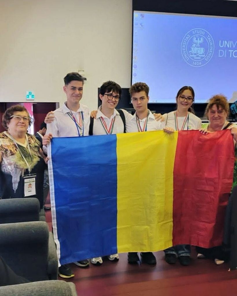 Elevii români obțin 9 medalii la Olimpiada Internațională Științele Pământului de la Torino