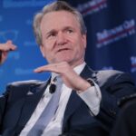 „Angajații trăiesc mai mult, deci pot munci mai mult”. Bank of America cheltuiește 250 de milioane de dolari pe an pe tratamente pentru slăbit