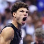 Ben Shelton îl învinge pe Carlos Alcaraz în cea mai târzie partidă din istoria US Open