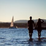 Tinerii își doresc relații stabile, dar aproape 70% dintre cei care vor să se căsătorească nu ies activ la întâlniri. Ce se întâmplă cu dating-ul