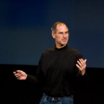 Cofondatorul Apple, Steve Jobs vorbea încă din 1985 despre o tehnologie asemănătoare Inteligenței Artificiale de astăzi