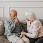 Vocea poate trăda vârsta biologică. Un „ceas al vorbirii” ar putea ajuta la depistarea Alzheimerului