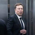 Musk spune că restricțiile Starshield din Ucraina sunt decise de Trump. Zelenski avertizează că viețile oamenilor sunt în pericol